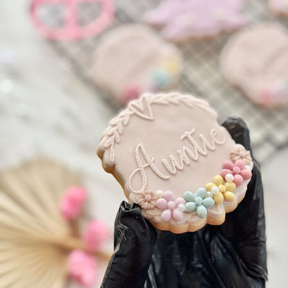 Auntie with Heart and Vine Border Mother's Day Cookie Cutter and Embosser
