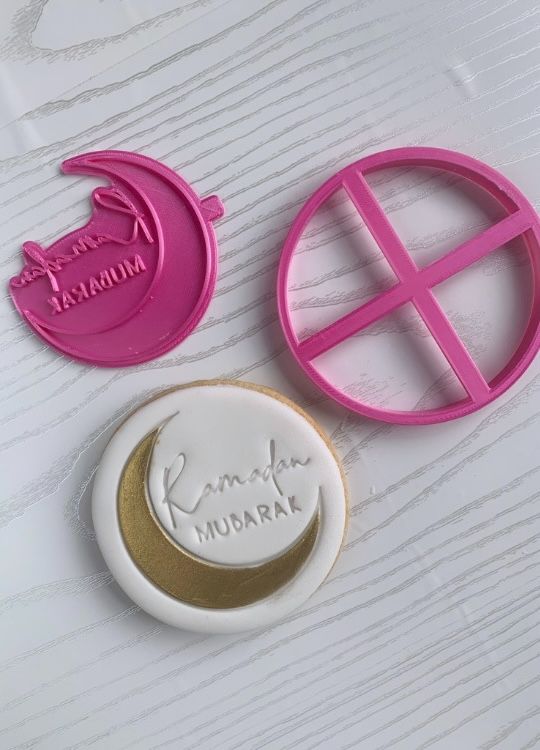 Ramadan Mubarak Style 1 with Moon Cookie Cutter and Stamp