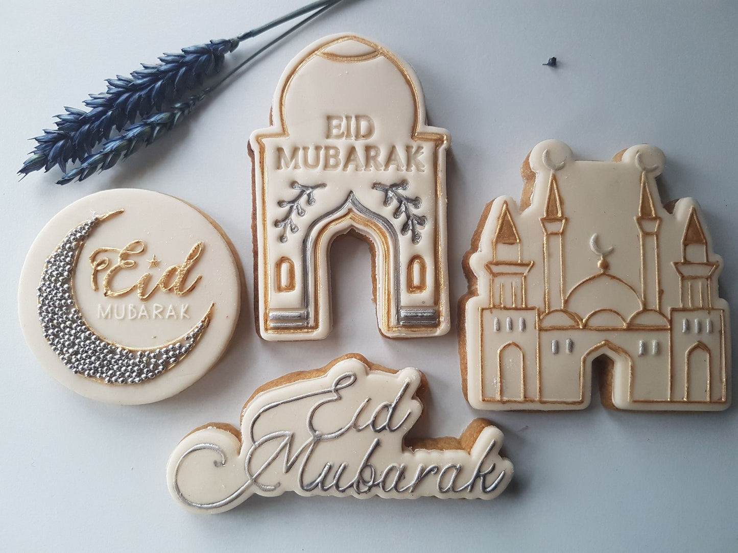 Eid Mubarak Style 1 with Moon Ramadan Cookie Cutter and Embosser