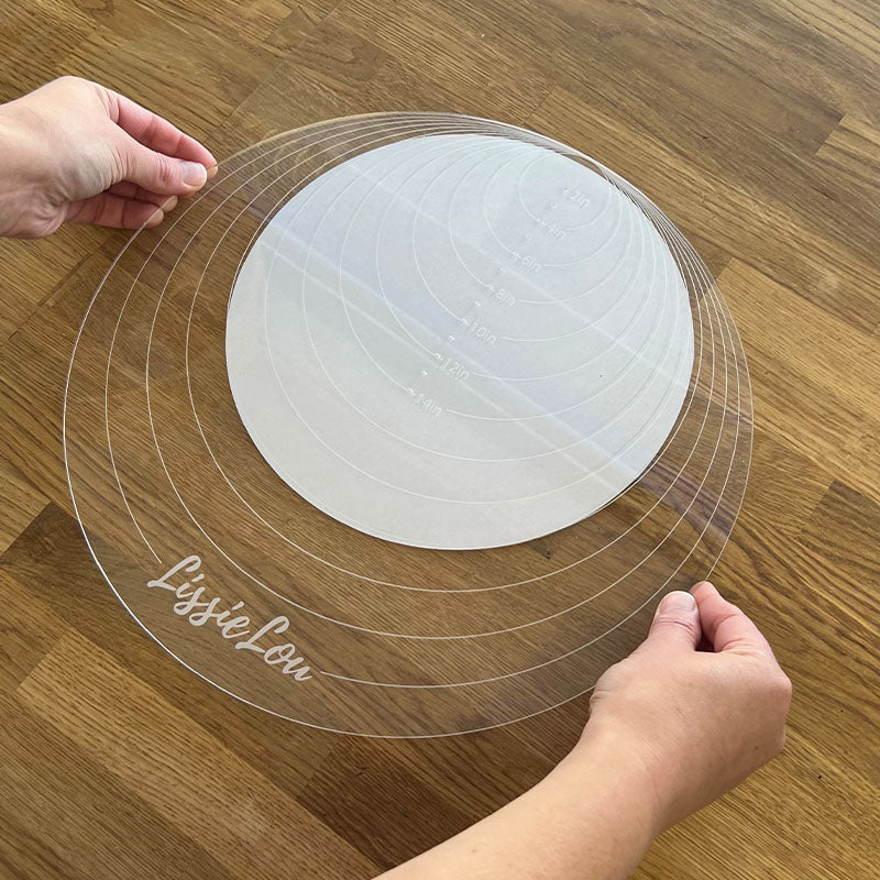 Centre Point Template Cake Board Guide for Dowels in use