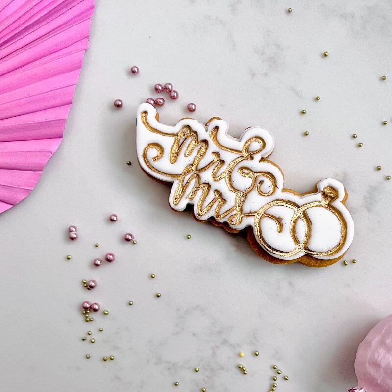 Mr & Mrs Elegant Script with Wedding Rings Cookie Cutter