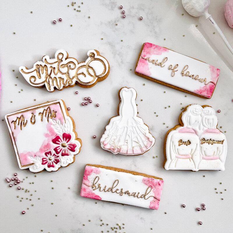 Mr & Mrs Elegant Script with Wedding Rings Cookie Cutter and Stamp