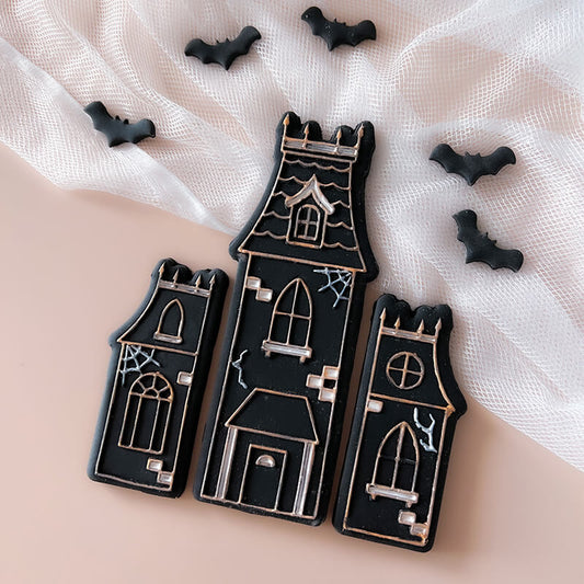 Puzzle Halloween House with Bat Cookie Cutter and Embosser