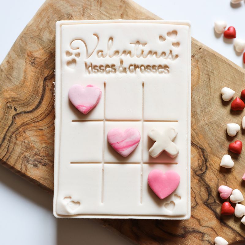 Valentine's Kisses and Crosses Set Cookie Cutter and Stamp