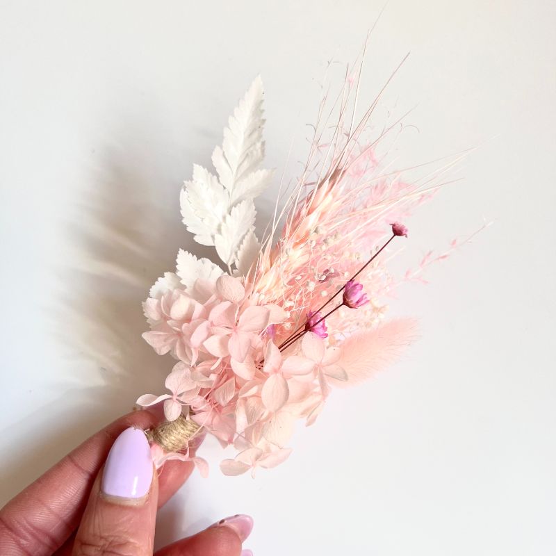 Mini Dried Flower Set for Cakes - Pinks and Whites