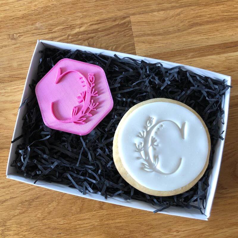 Wedding Floral Initial Letters A-Z Style Cookie Stamp