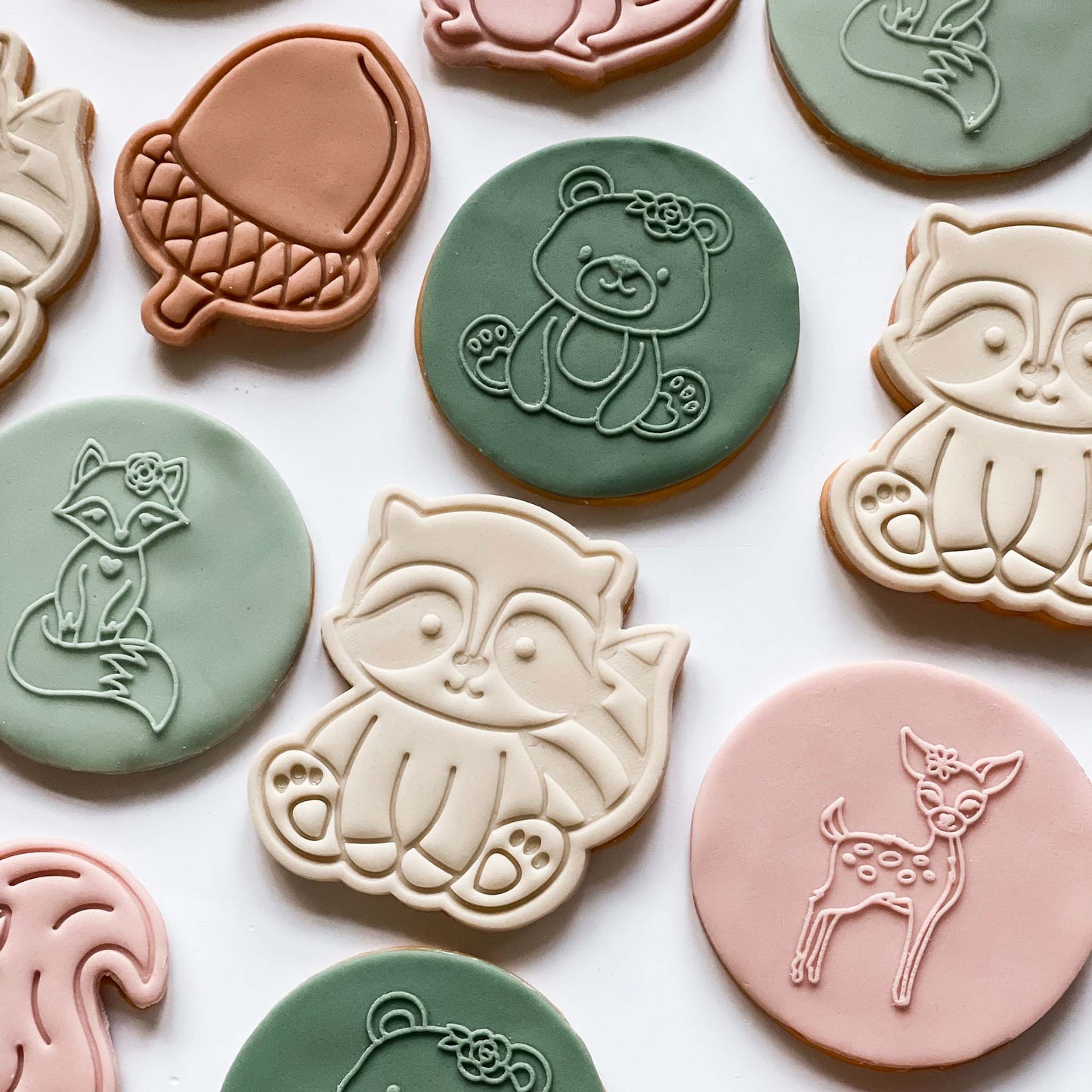 Bear Woodland Cookie Embosser