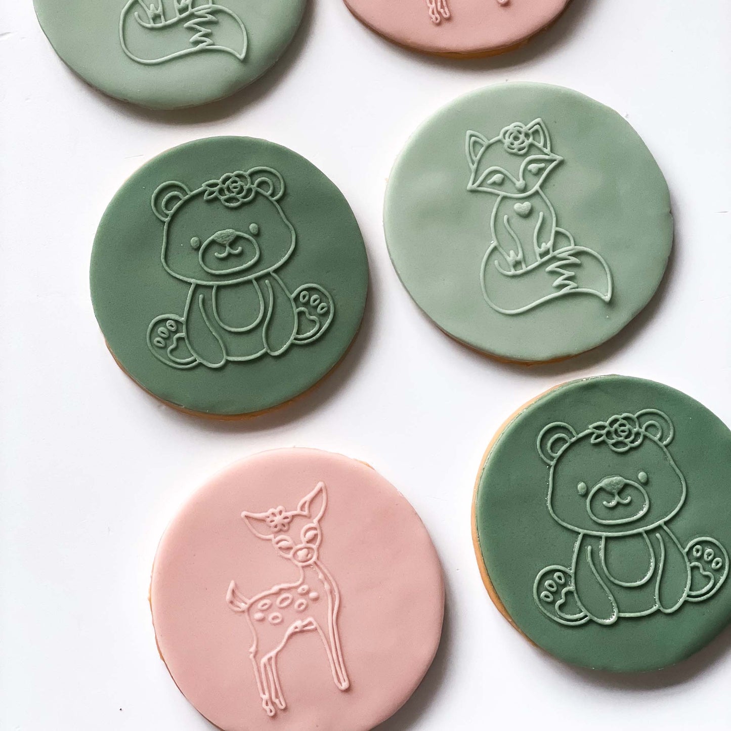 Bear Woodland Cookie Embosser