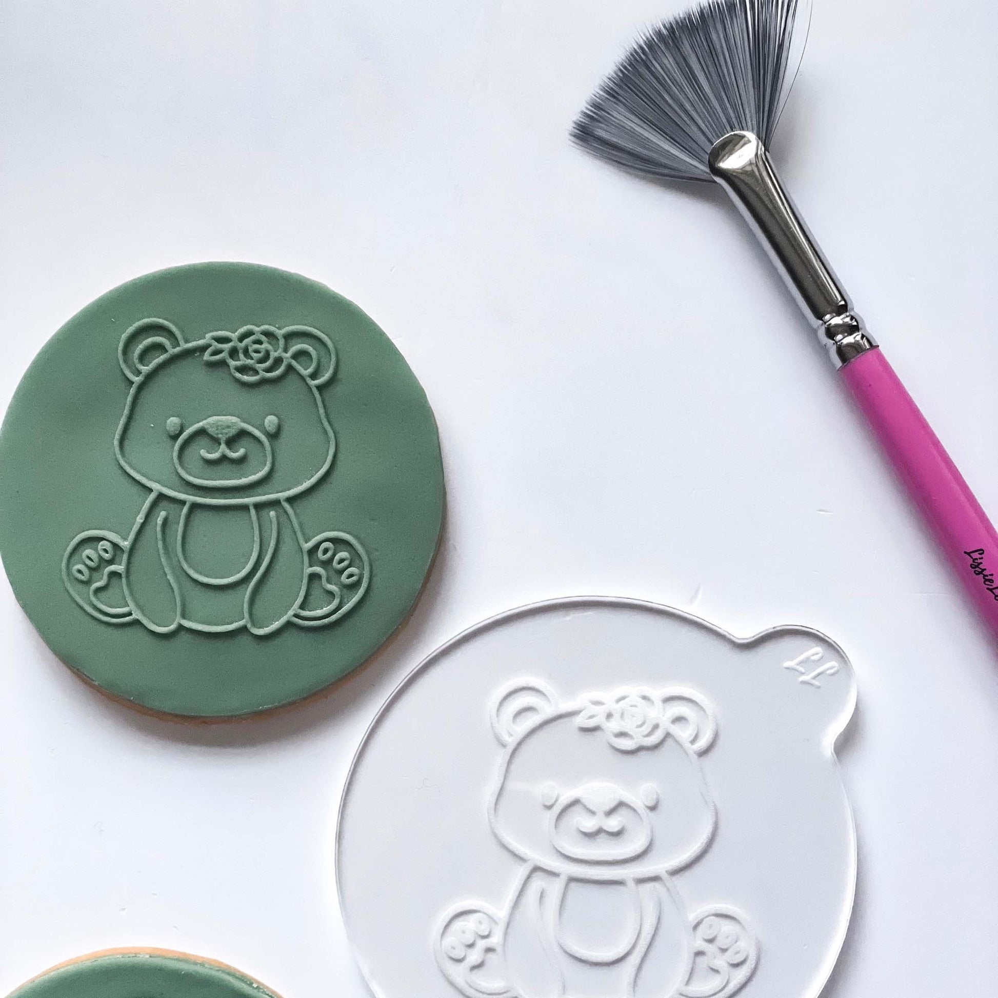 Bear Woodland Cookie Embosser