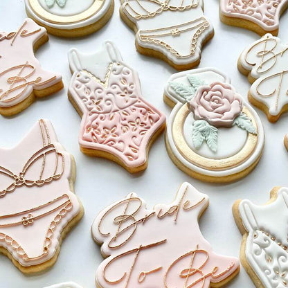 Ring with Flowers Hen Party Cookie Cutter and Stamp