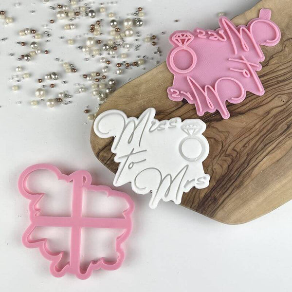 Miss to Mrs in Delicate Font Hen Party Cookie Cutter and Stamp