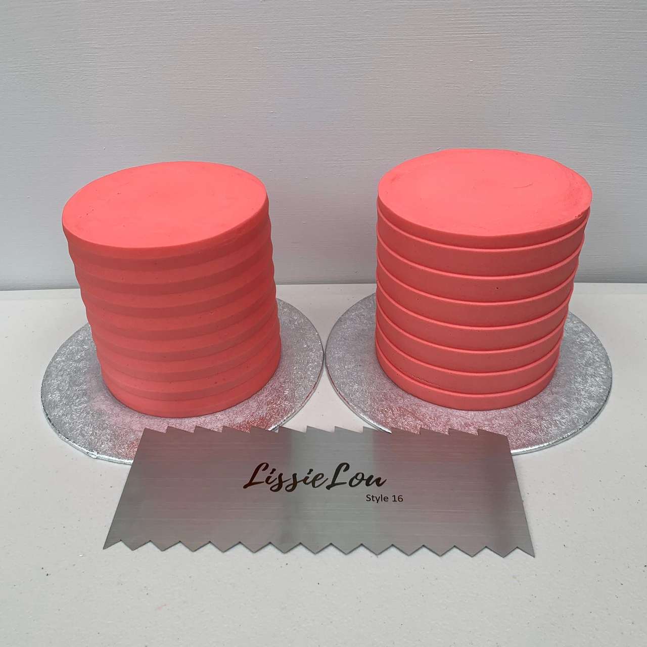 Style 16 Metal Double Edged Cake Scraper