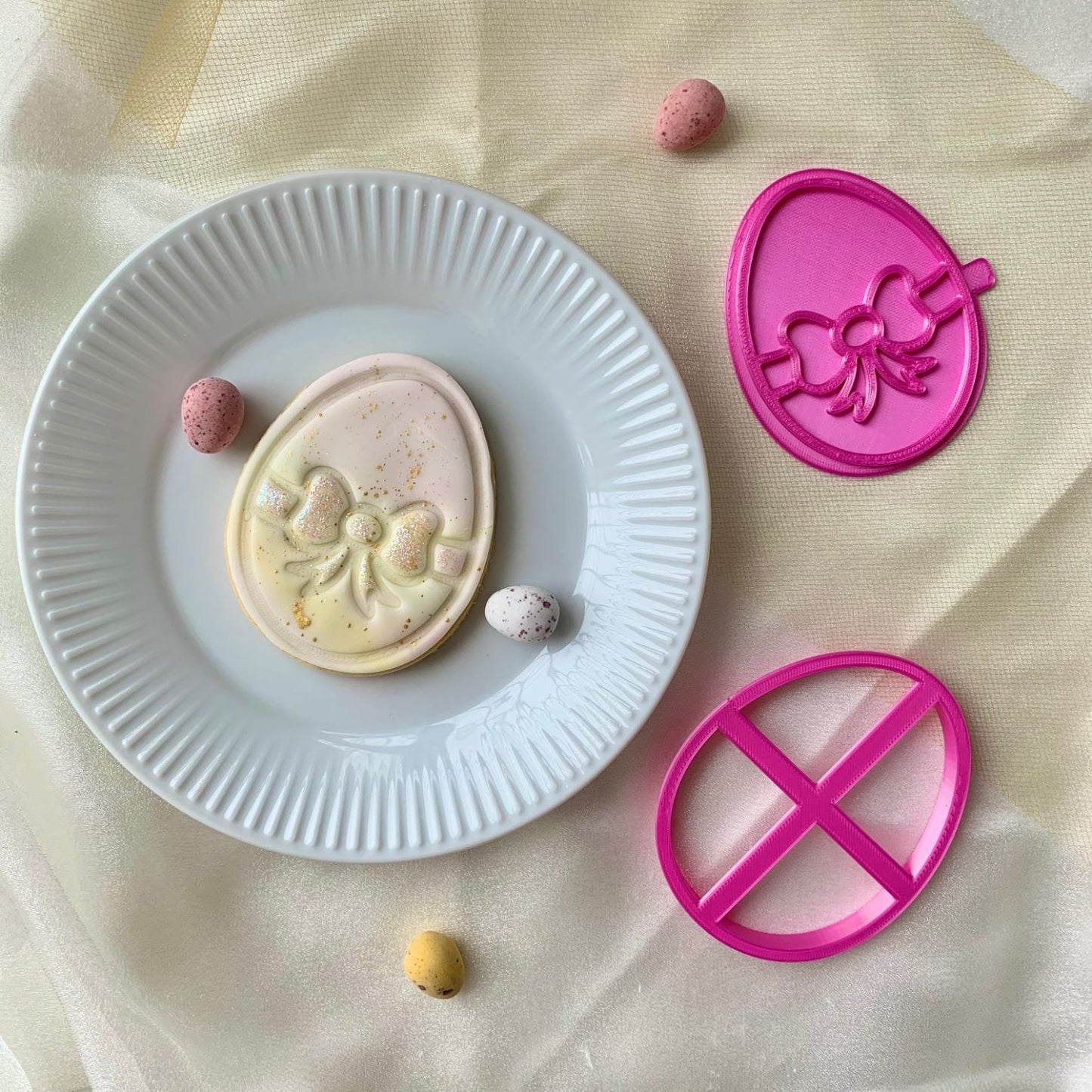 Easter Egg with Bow Cookie Cutter and Stamp