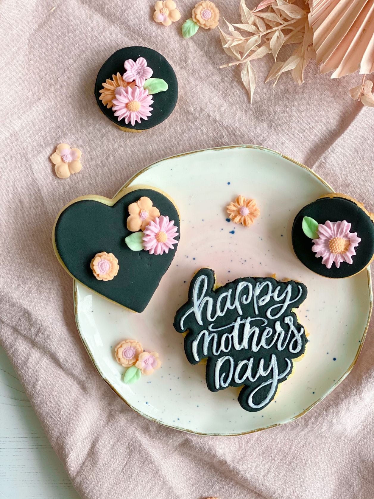 Happy Mother's Day Style 1 Cookie Cutter and Embosser